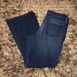 ✨High Rise Flare Jeans✨